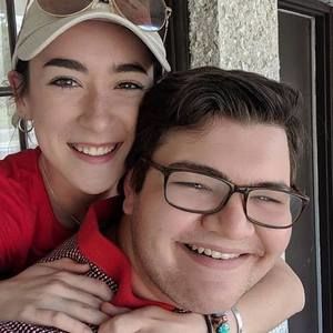 Meet your Posher, Karley dene'